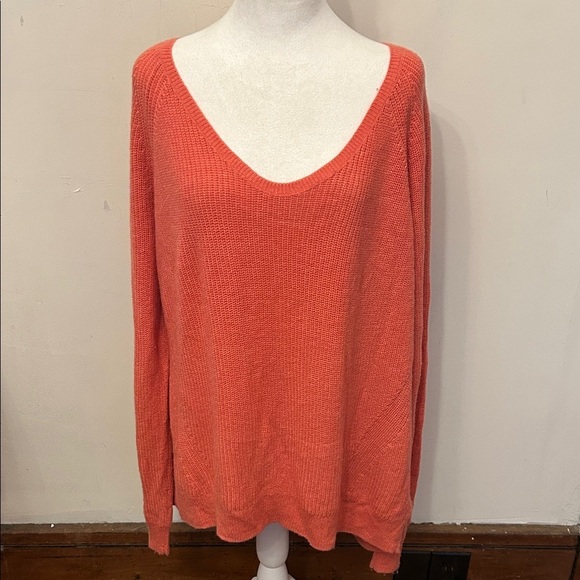 GAP Sweaters - Gap coral V neck long sleeve sweater Size XXL EUC